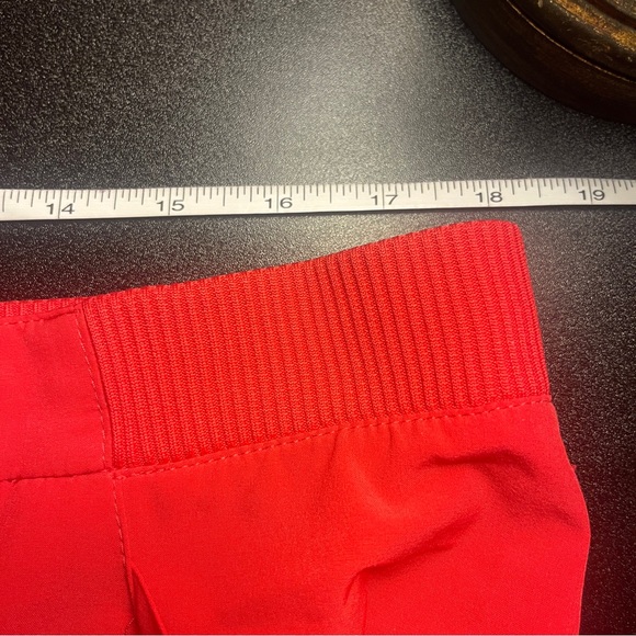 Zenergy by Chicos Athletic Red Capri Pants - Picture 3 of 5